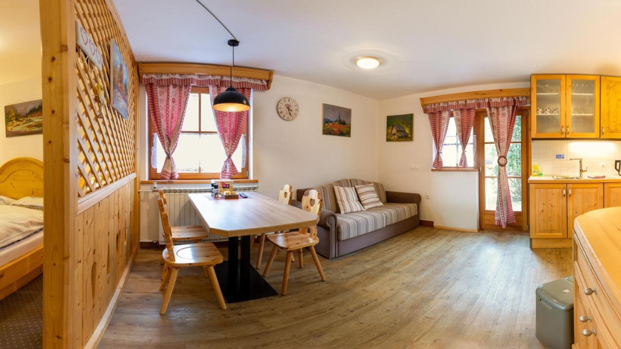 Apartments In Villa Flora Кранска гора Екстериор снимка