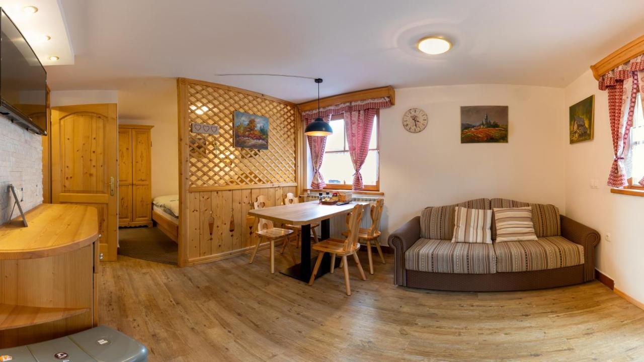 Apartments In Villa Flora Кранска гора Екстериор снимка